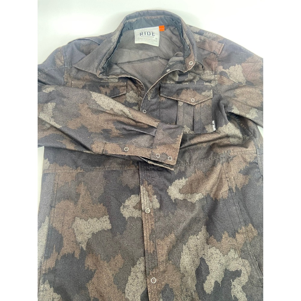 RIDE Snowboards Dark Camouflage Utility Jacket Men's M/M Outerwear‎ Division